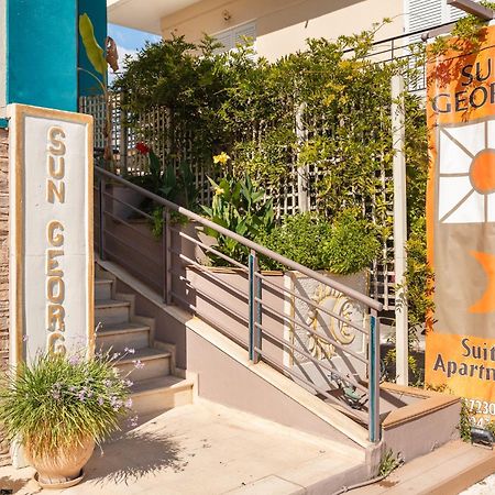 Sun George Aparthotel Finikounta Eksteriør bilde