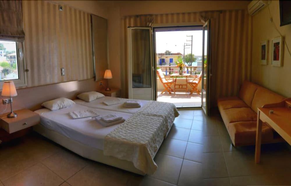 Sun George Aparthotel Finikounta Eksteriør bilde