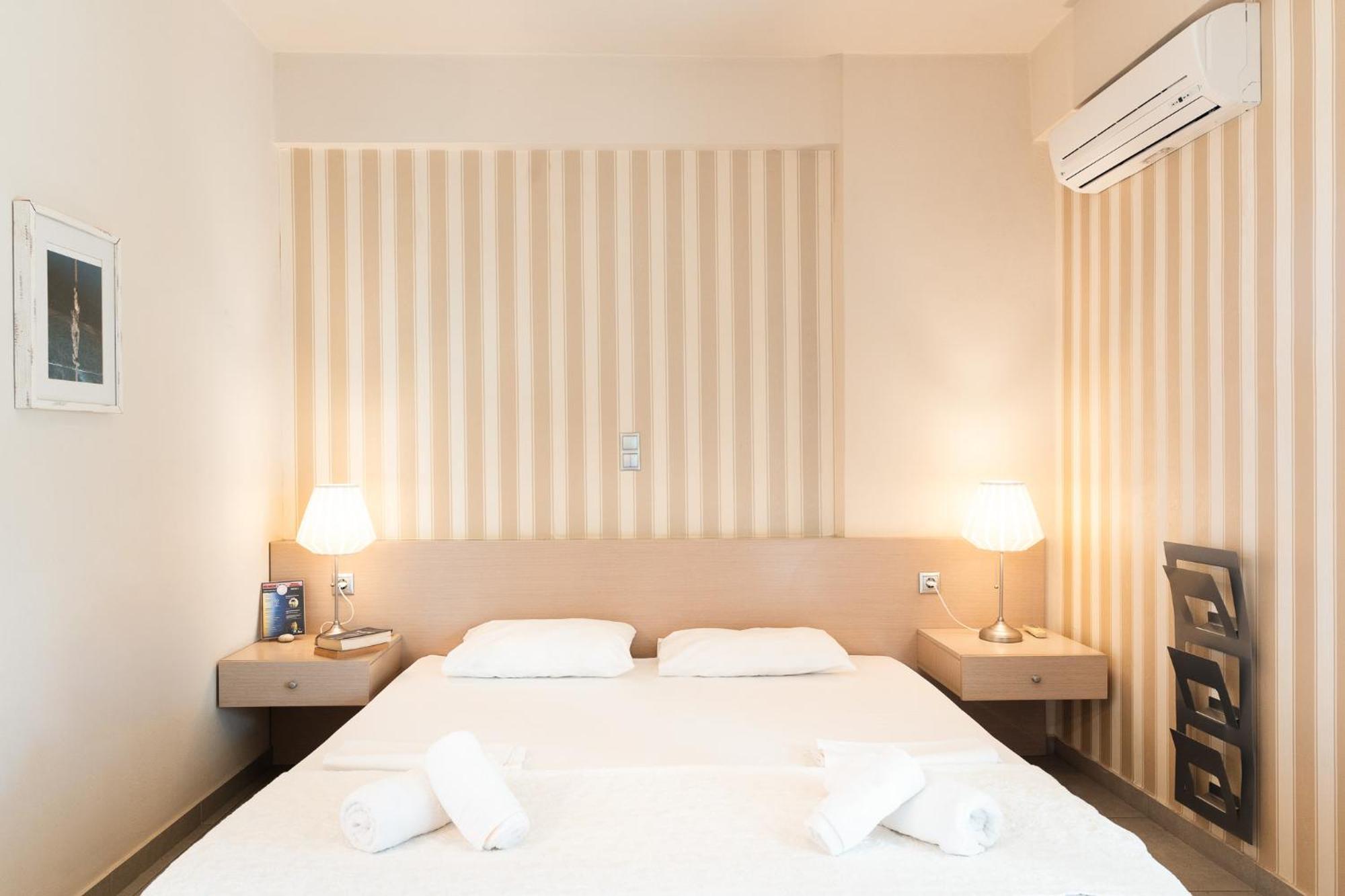 Sun George Aparthotel Finikounta Eksteriør bilde